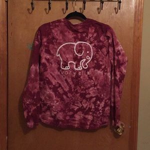 Ivory Ella maroon long sleeve tie dye T-shirt!
